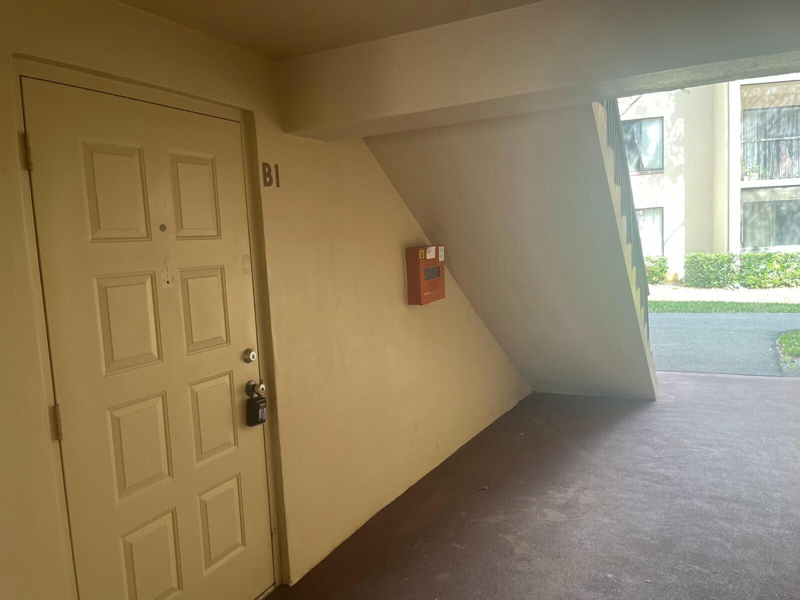 209 Foxtail B1 Drive B1