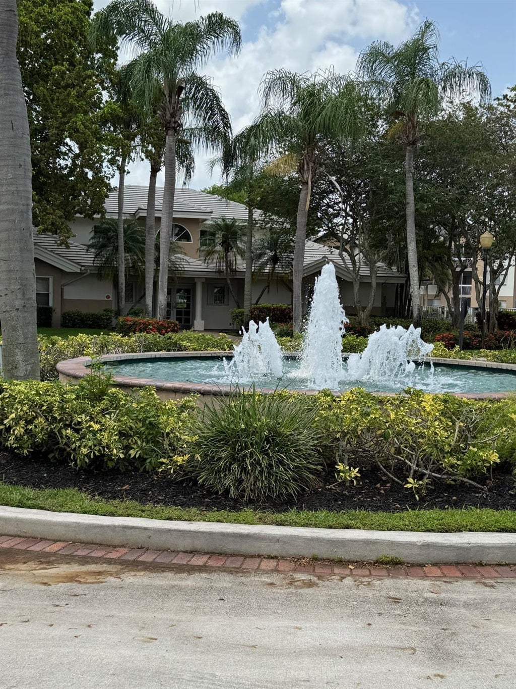 Photo of 9933 Westview Drive #414, Coral Springs, FL 33076 (MLS # F10508471)