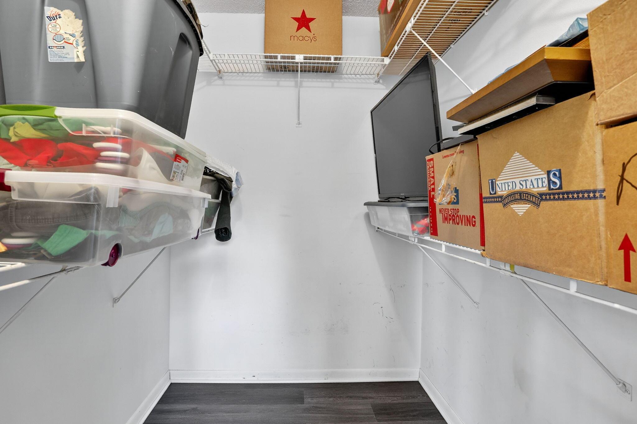 ASHMONT CONDOMINIUM F - Residential