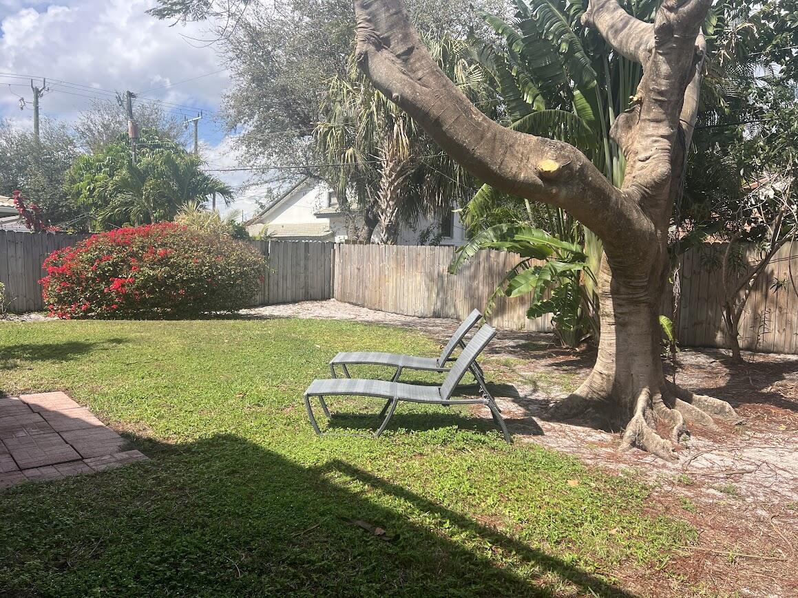 VILLAS DE LA COSTA CONDO - Residential Lease