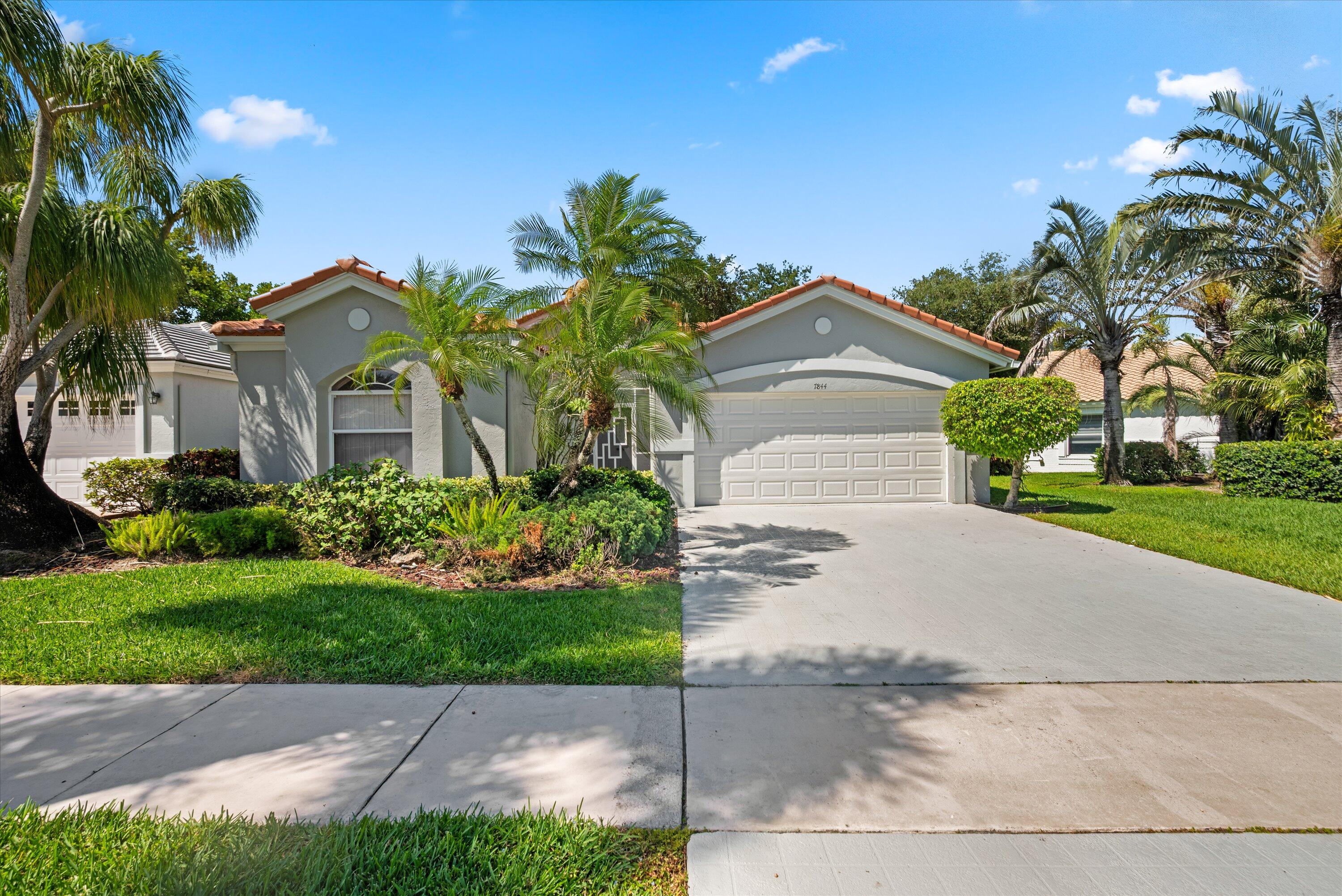 PALM ISLES - Residential