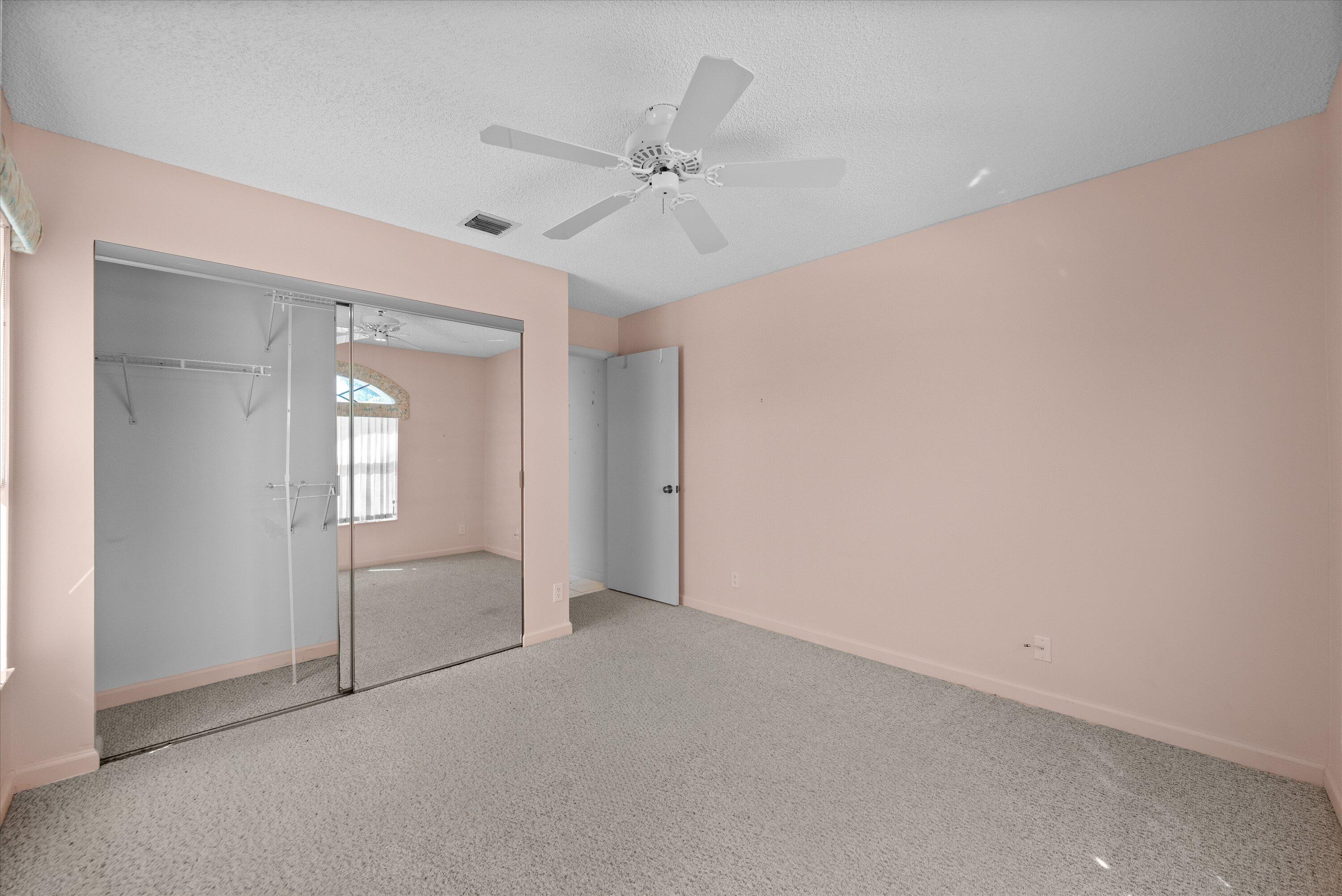 PALM ISLES - Residential