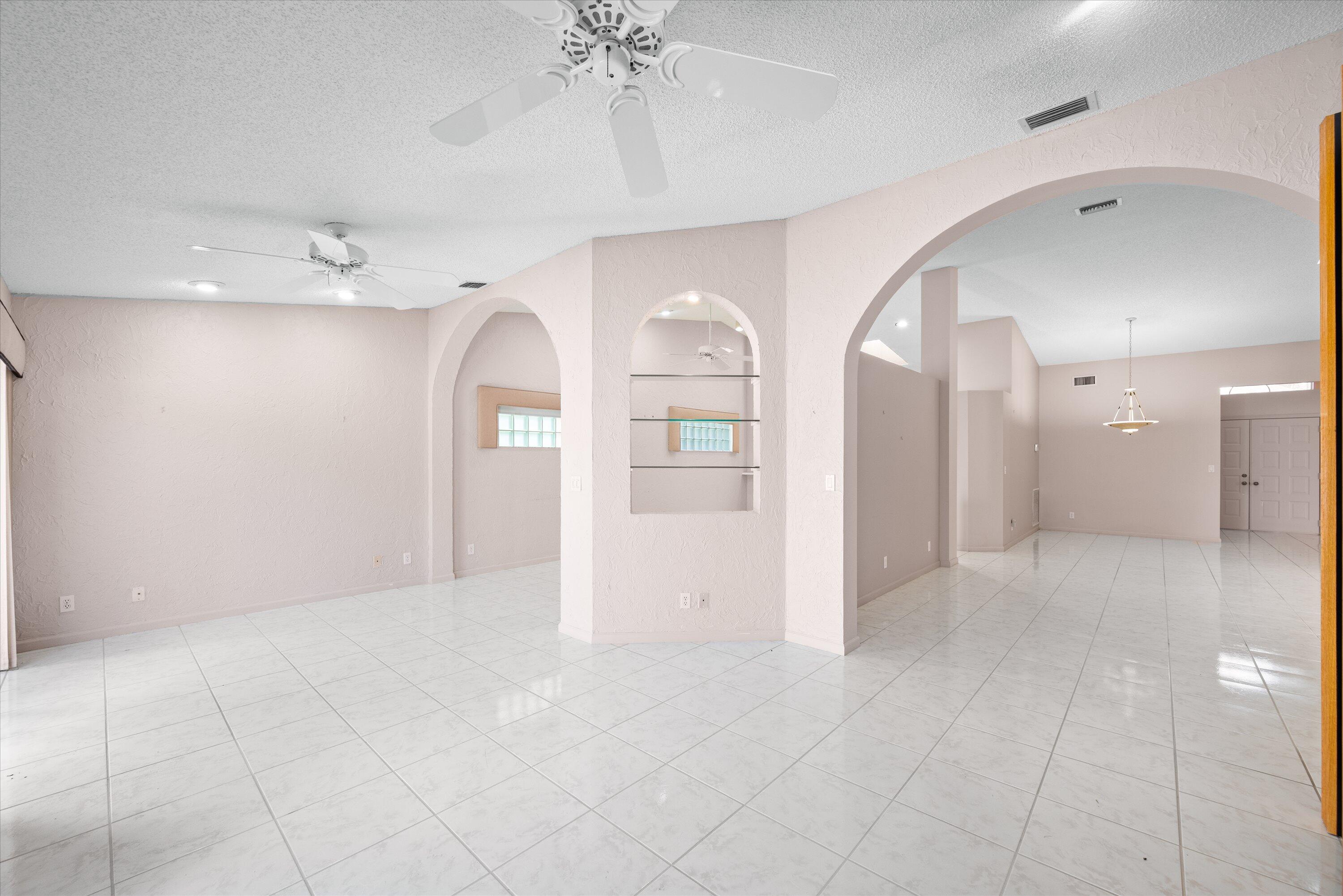 PALM ISLES - Residential