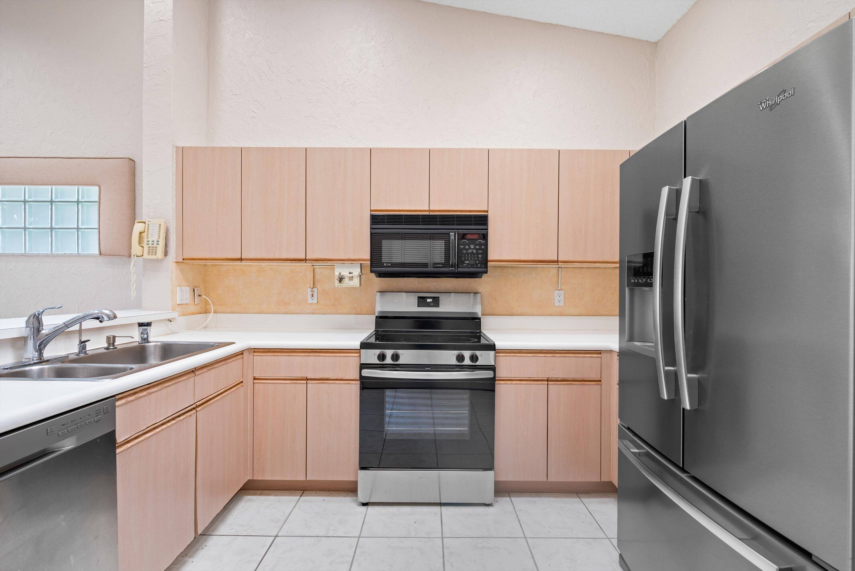 PALM ISLES - Residential