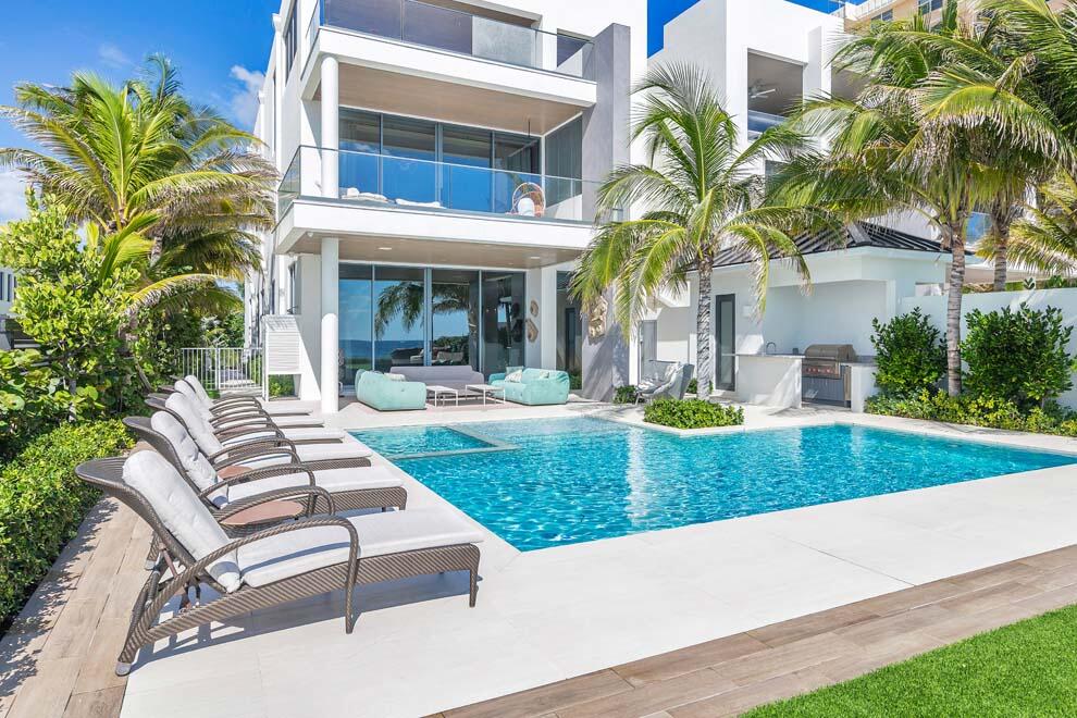 BOCA COVE VILLAS - Residential