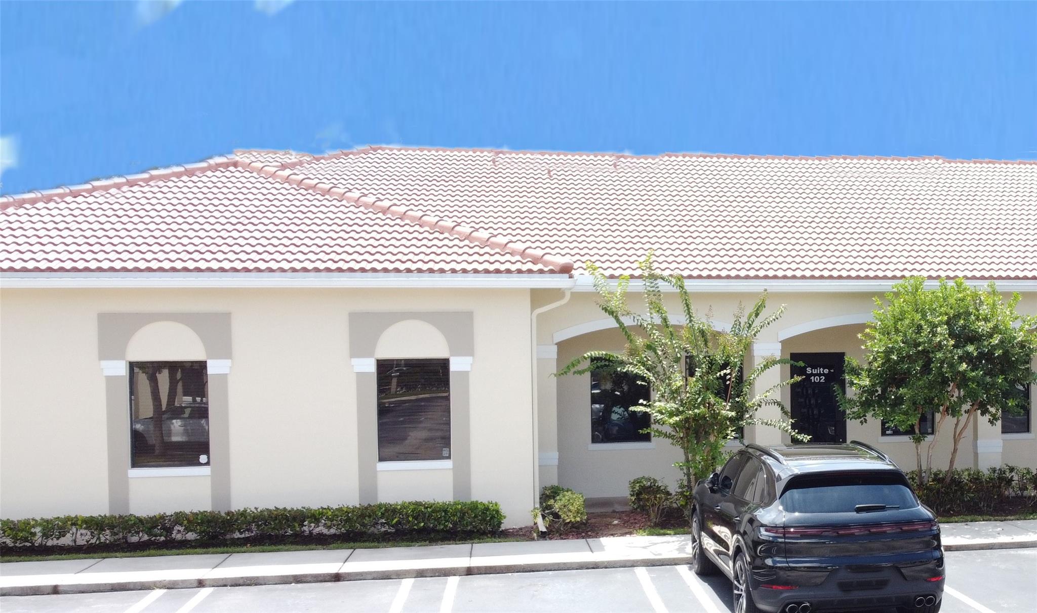 Come see this super clean First floor office suite with three private offices. The entire office has great Natural light with Storm proof glass at the Front entrance and impact glass front and rear windows. It is conveniently located right off Sample and Coral Ridge close to Sawgrass Expressway AND with Walgreens and Publix just a few steps away. This is a low density office park development with great parking and all professional occupants. Easy terms and local landlord.