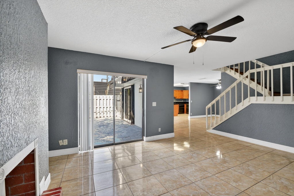 Photo of 320 Woodland Road, Palm Springs, FL 33461 (MLS # B26045284)