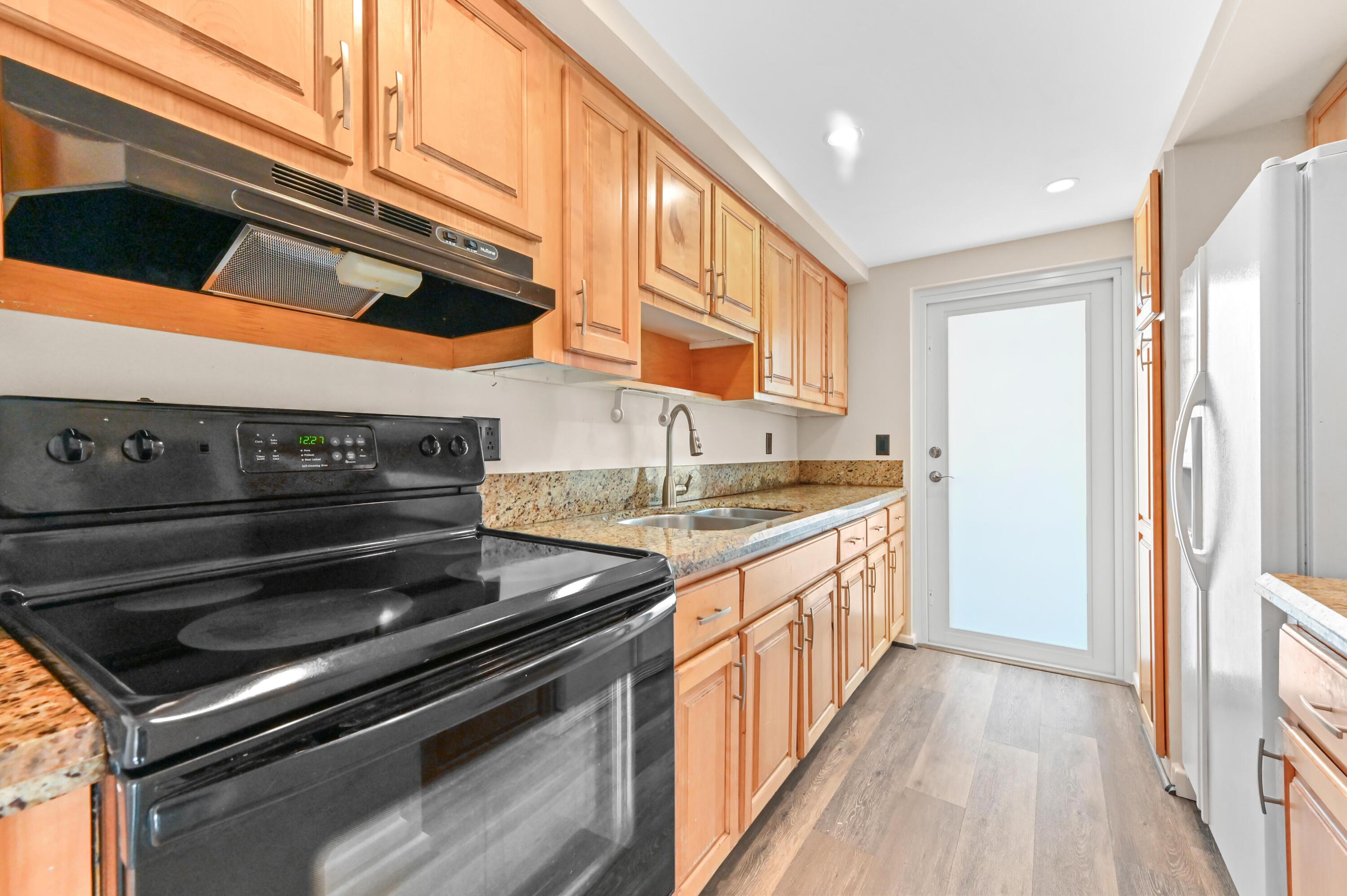 BREAKERS CONDOMINIUM - Residential Lease