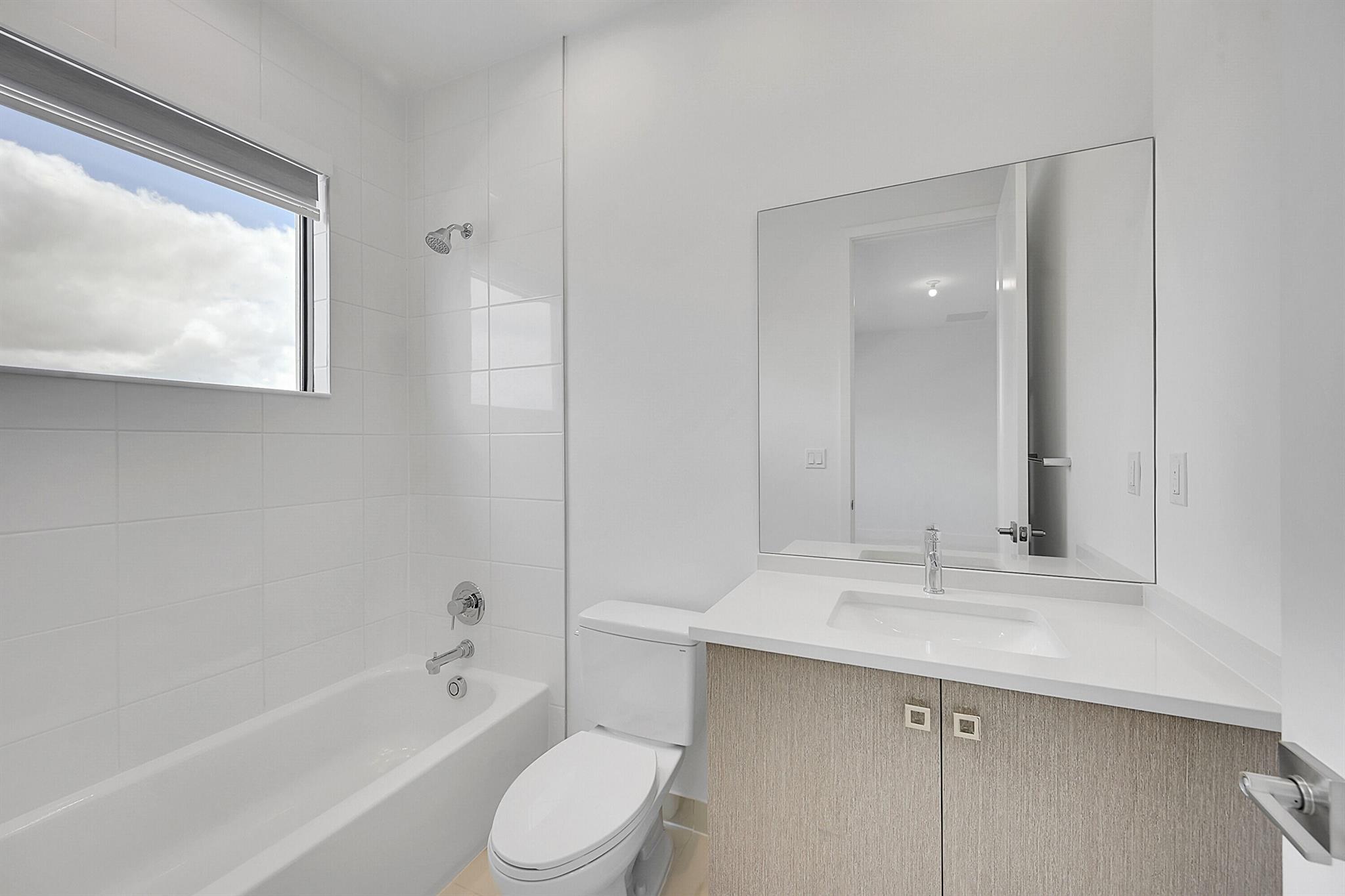 AVENIR POD - Residential Lease