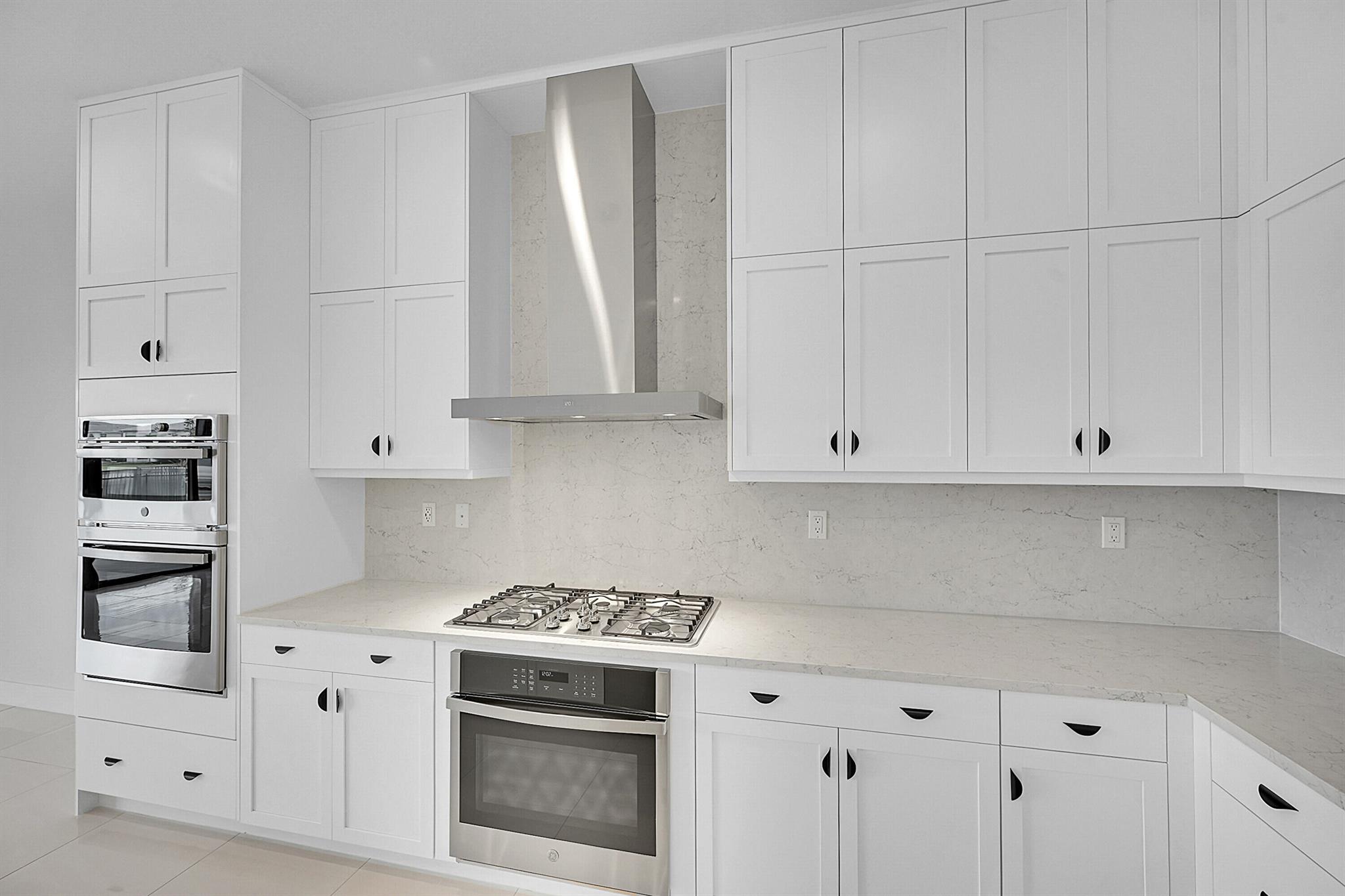 AVENIR POD - Residential Lease