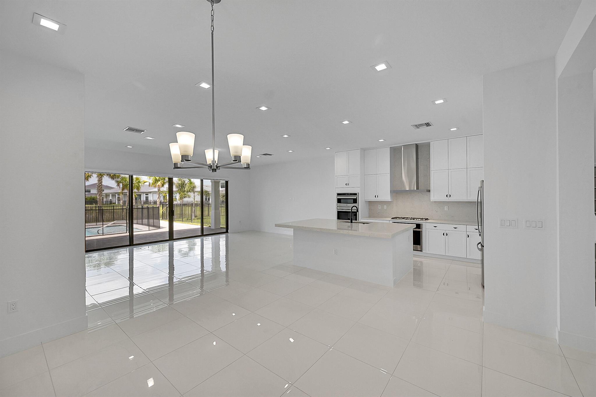 AVENIR POD - Residential Lease