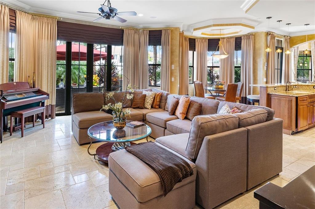 CORAL RIDGE COUNTRY CLUB - Residential