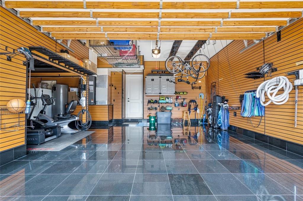 CORAL RIDGE COUNTRY CLUB - Residential