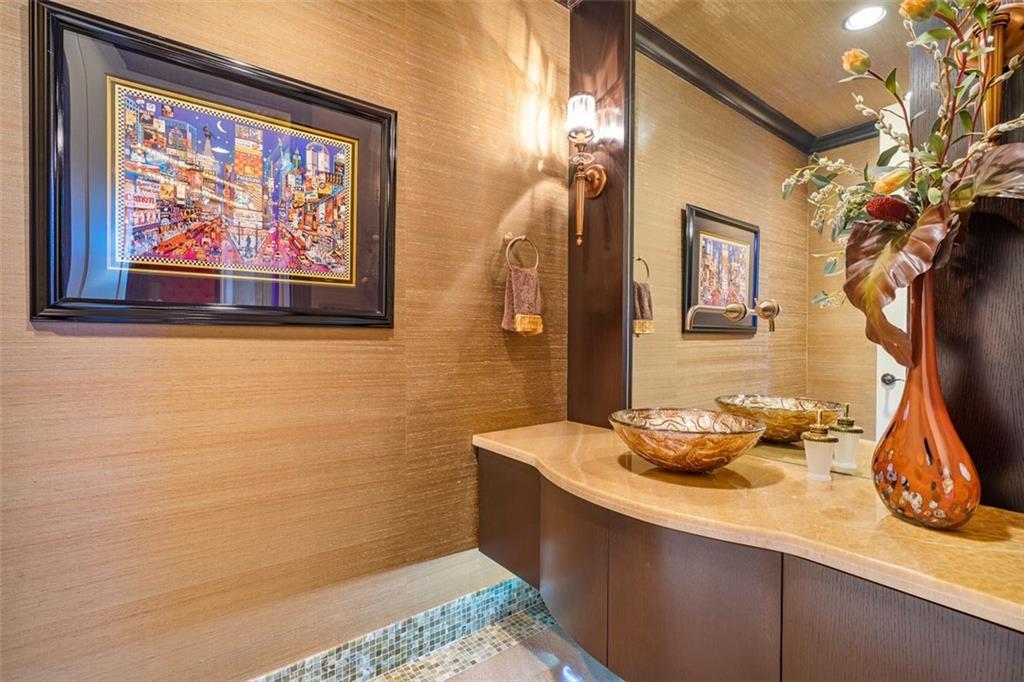 CORAL RIDGE COUNTRY CLUB - Residential