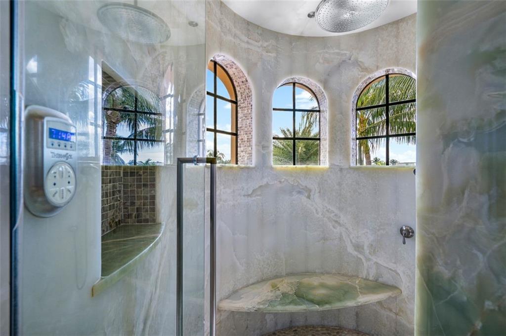 CORAL RIDGE COUNTRY CLUB - Residential