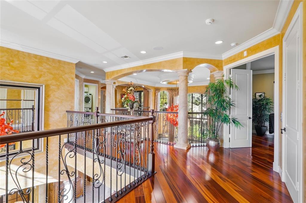 CORAL RIDGE COUNTRY CLUB - Residential