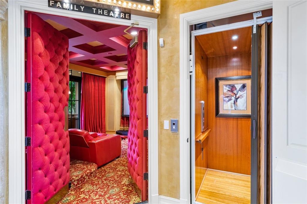 CORAL RIDGE COUNTRY CLUB - Residential