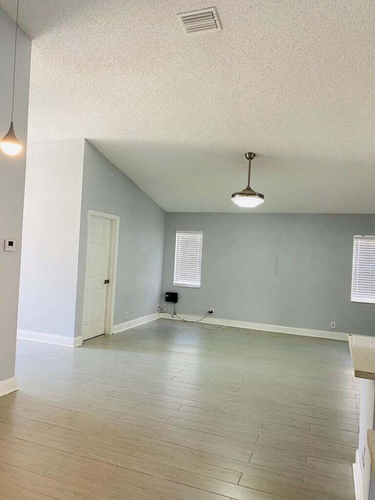 18916 La Costa Lane