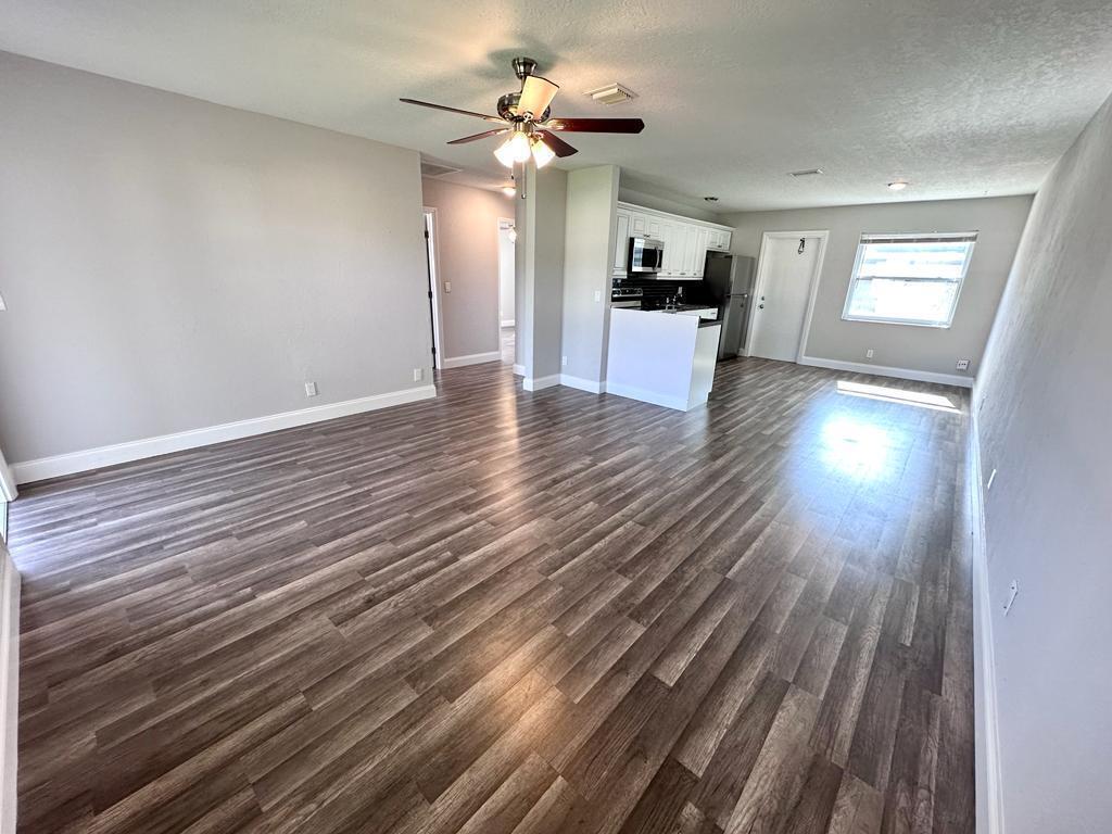 812 Center Street Unit 3