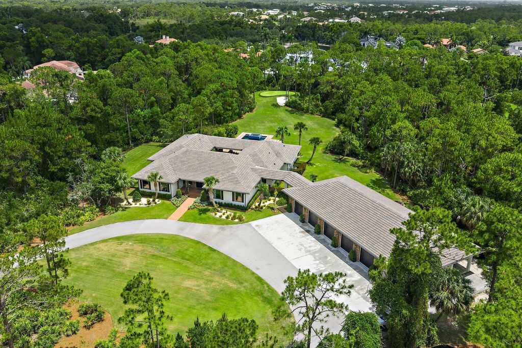 Photo of 18880 SE Castle Road, Jupiter, FL 33458 (MLS # R11104590)