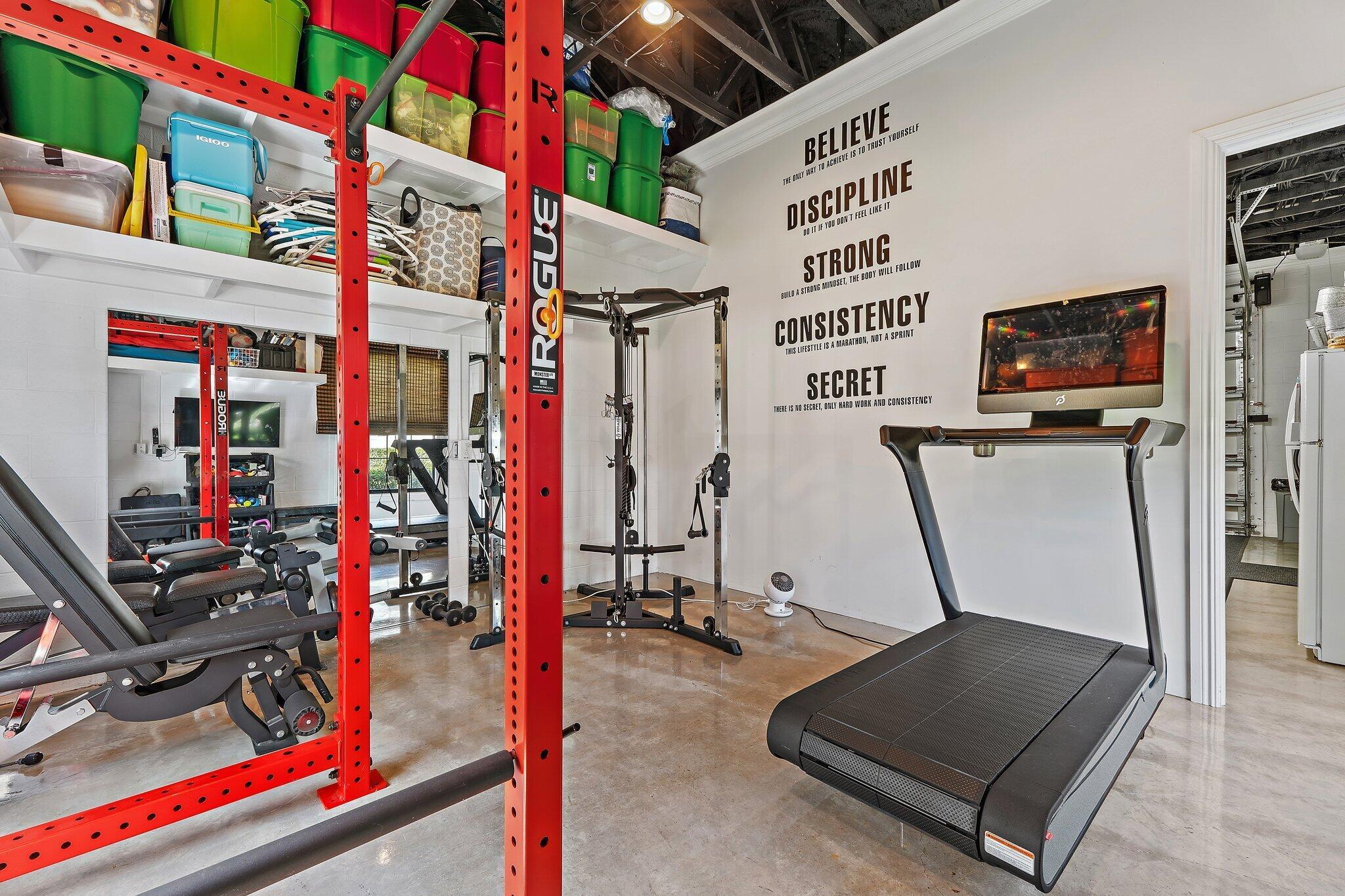 821015 Island Country - Residential