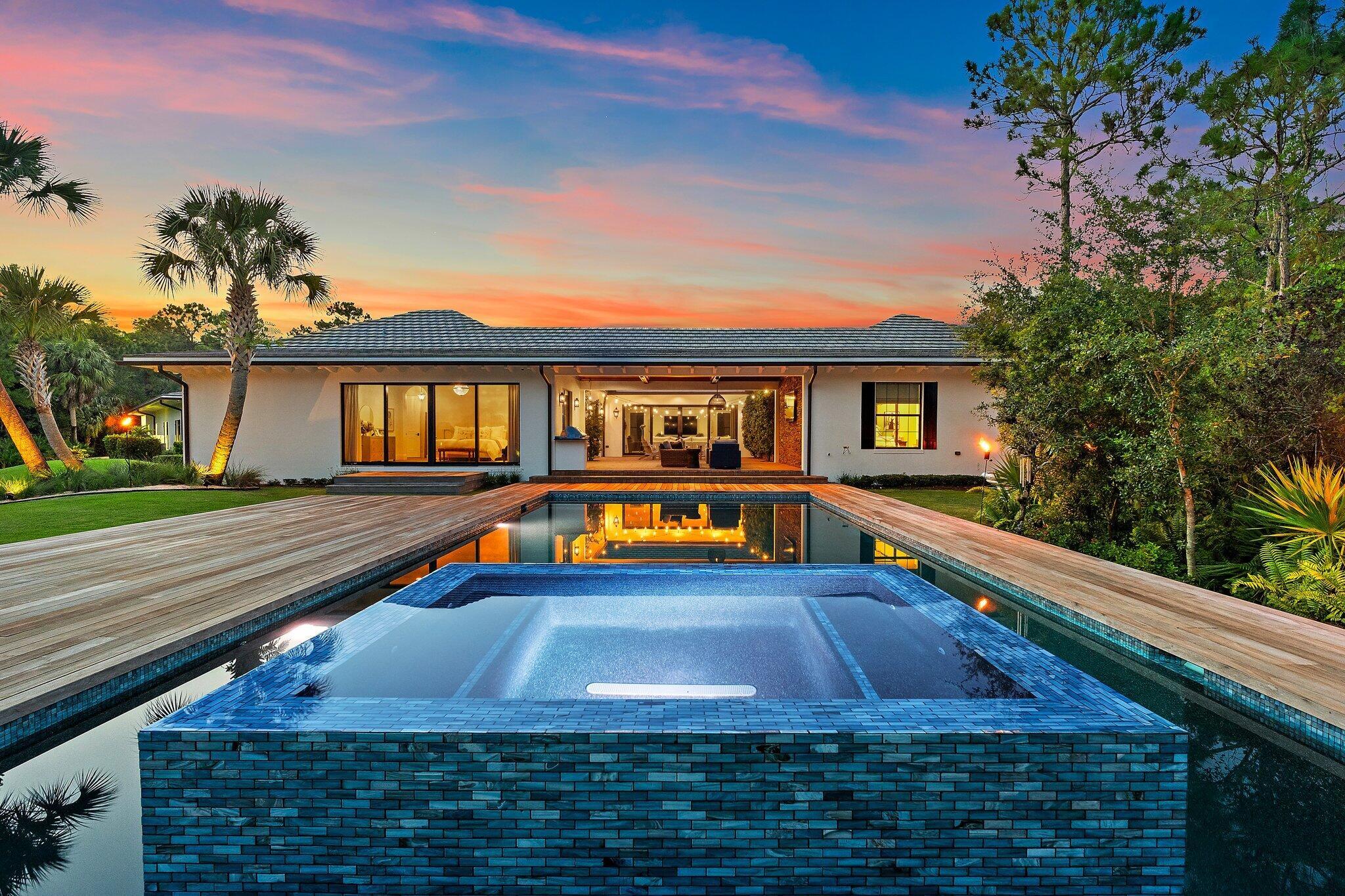 821015 Island Country - Residential