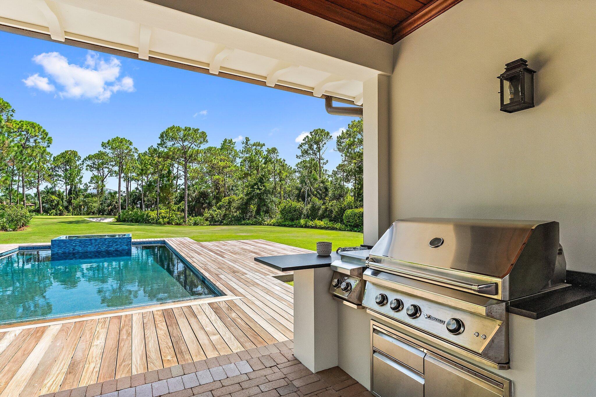 821015 Island Country - Residential