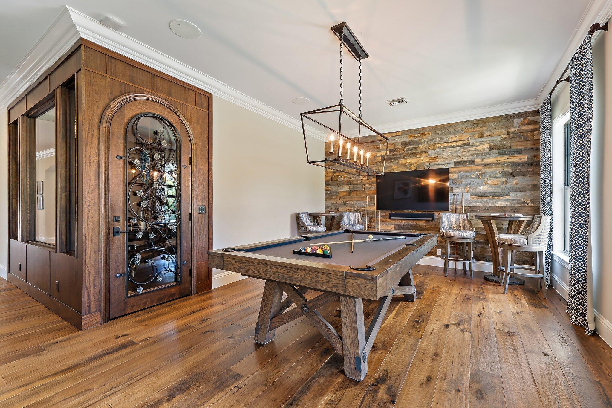 821015 Island Country - Residential