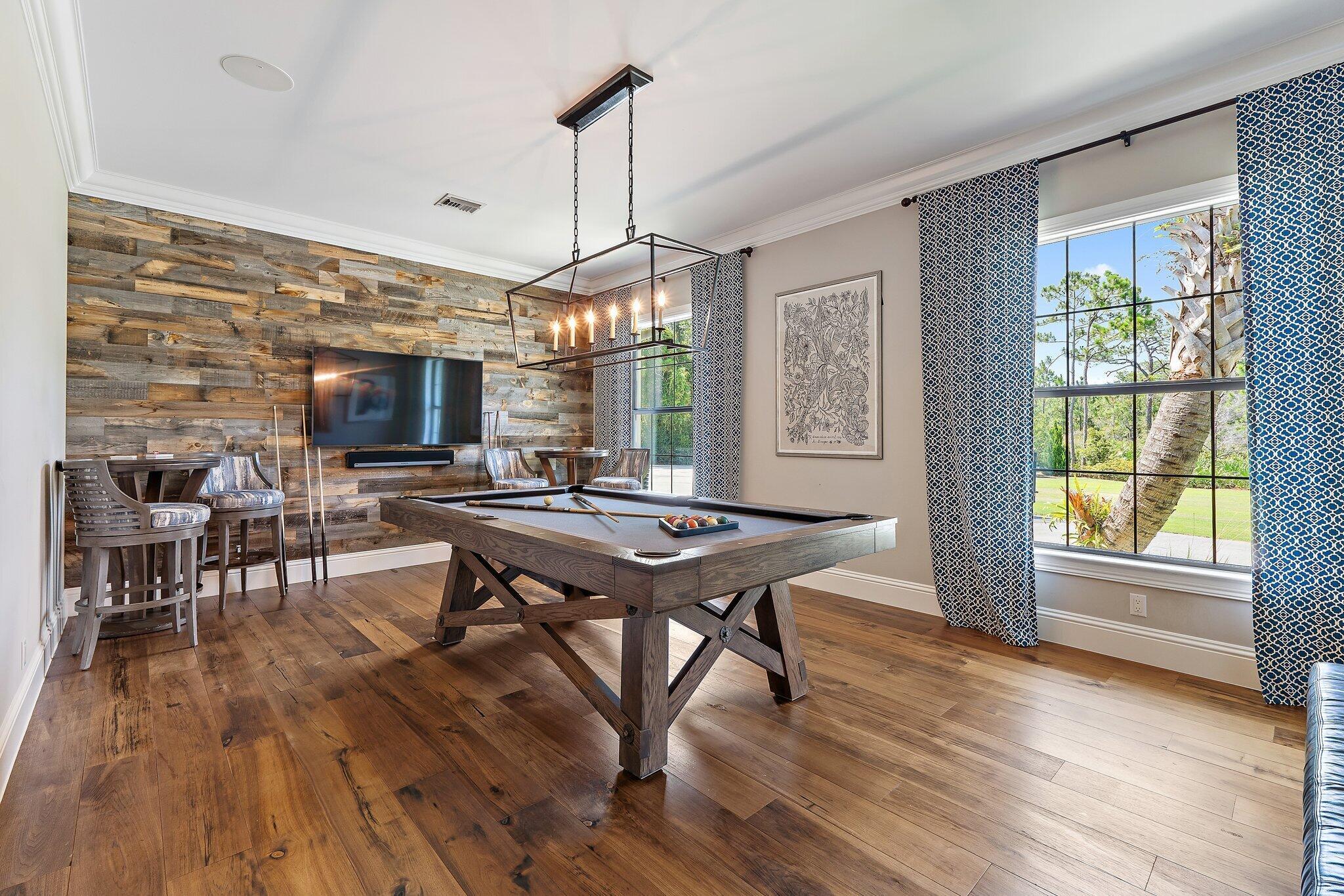 821015 Island Country - Residential