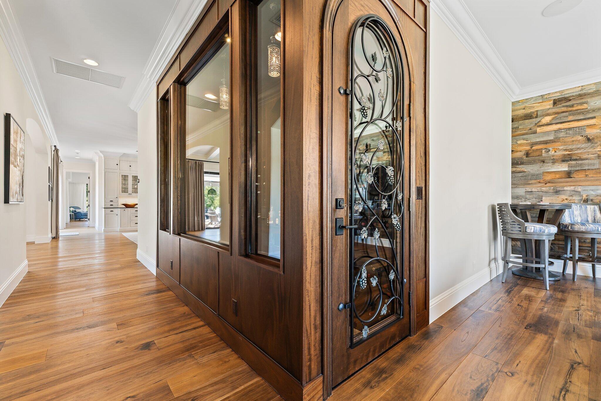 821015 Island Country - Residential