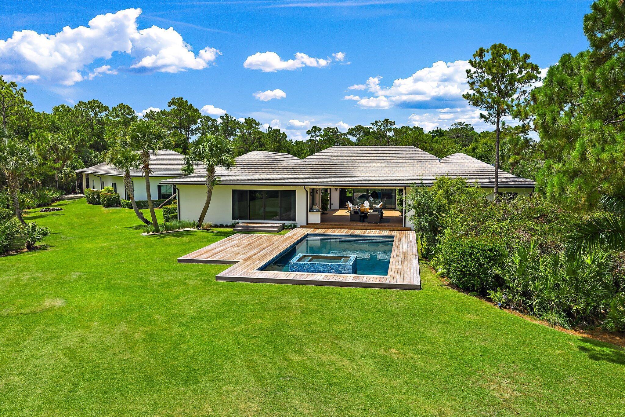 821015 Island Country - Residential