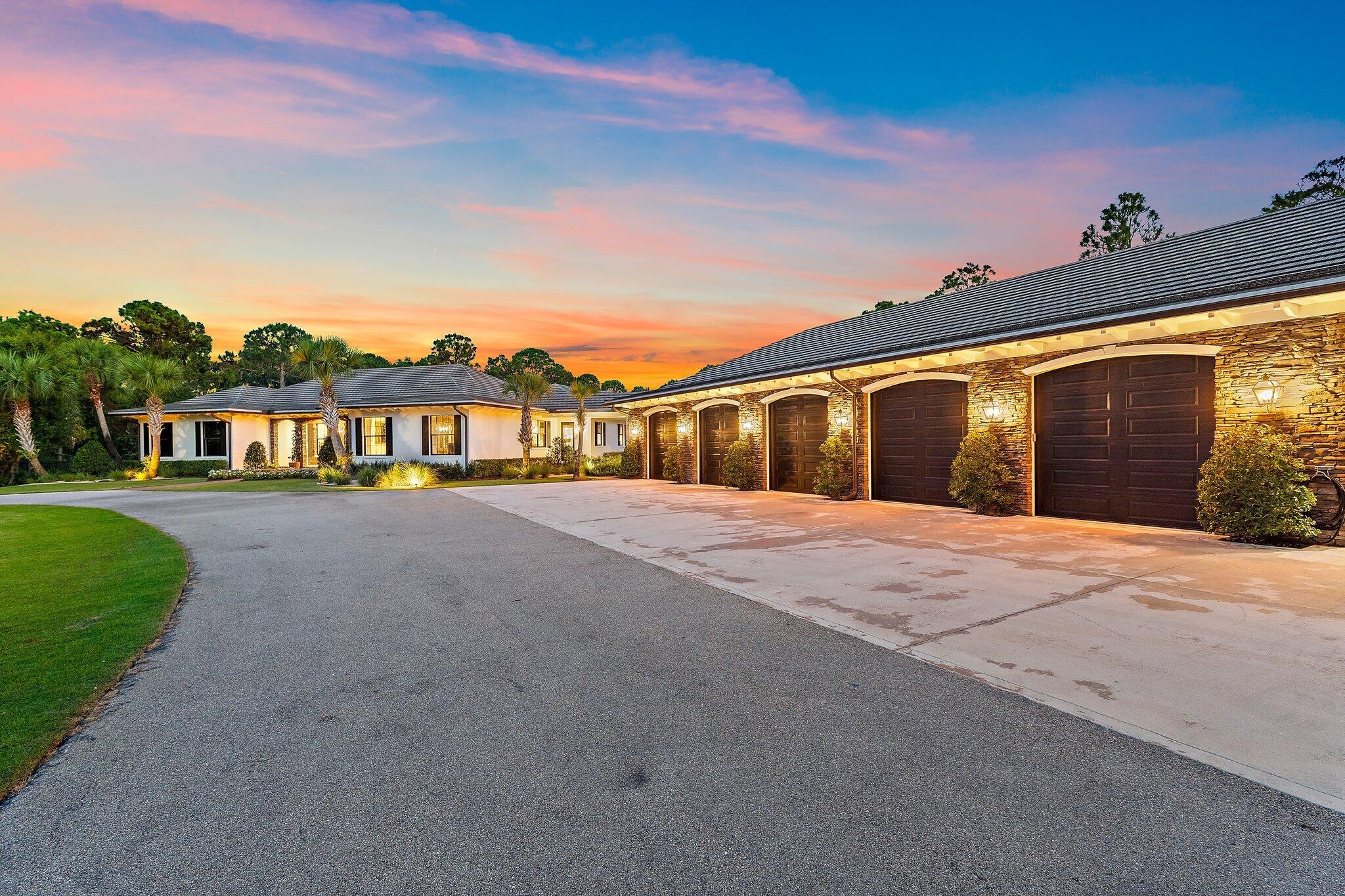 821015 Island Country - Residential