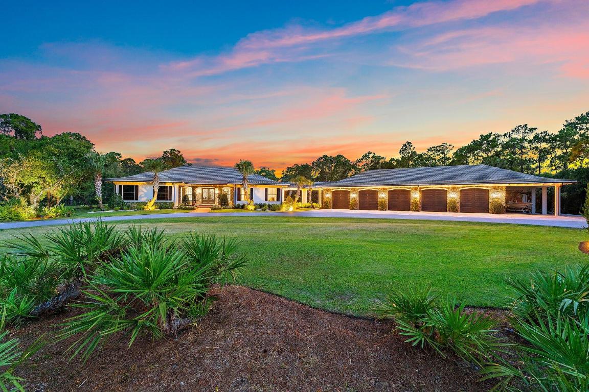 821015 Island Country - Residential