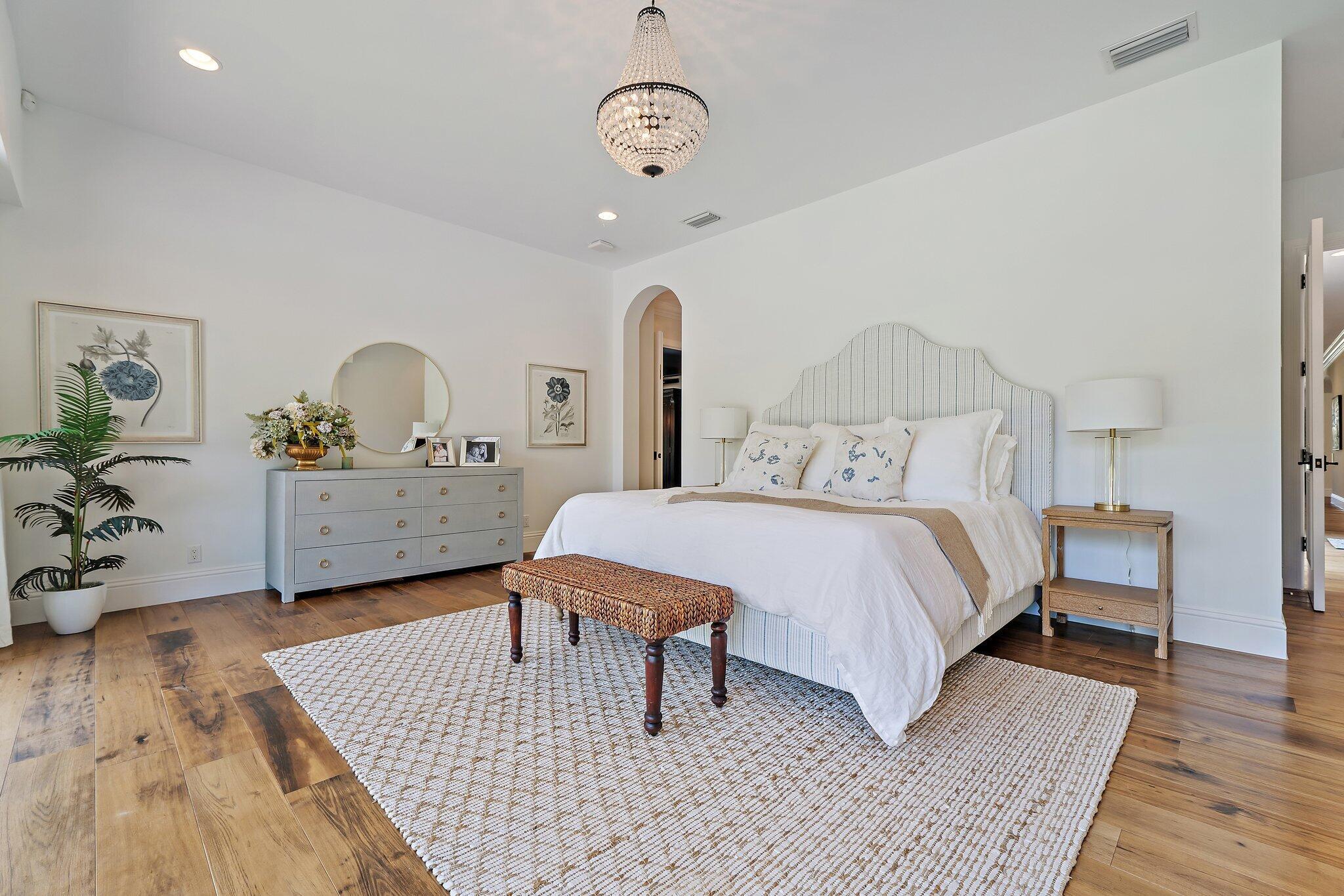 821015 Island Country - Residential