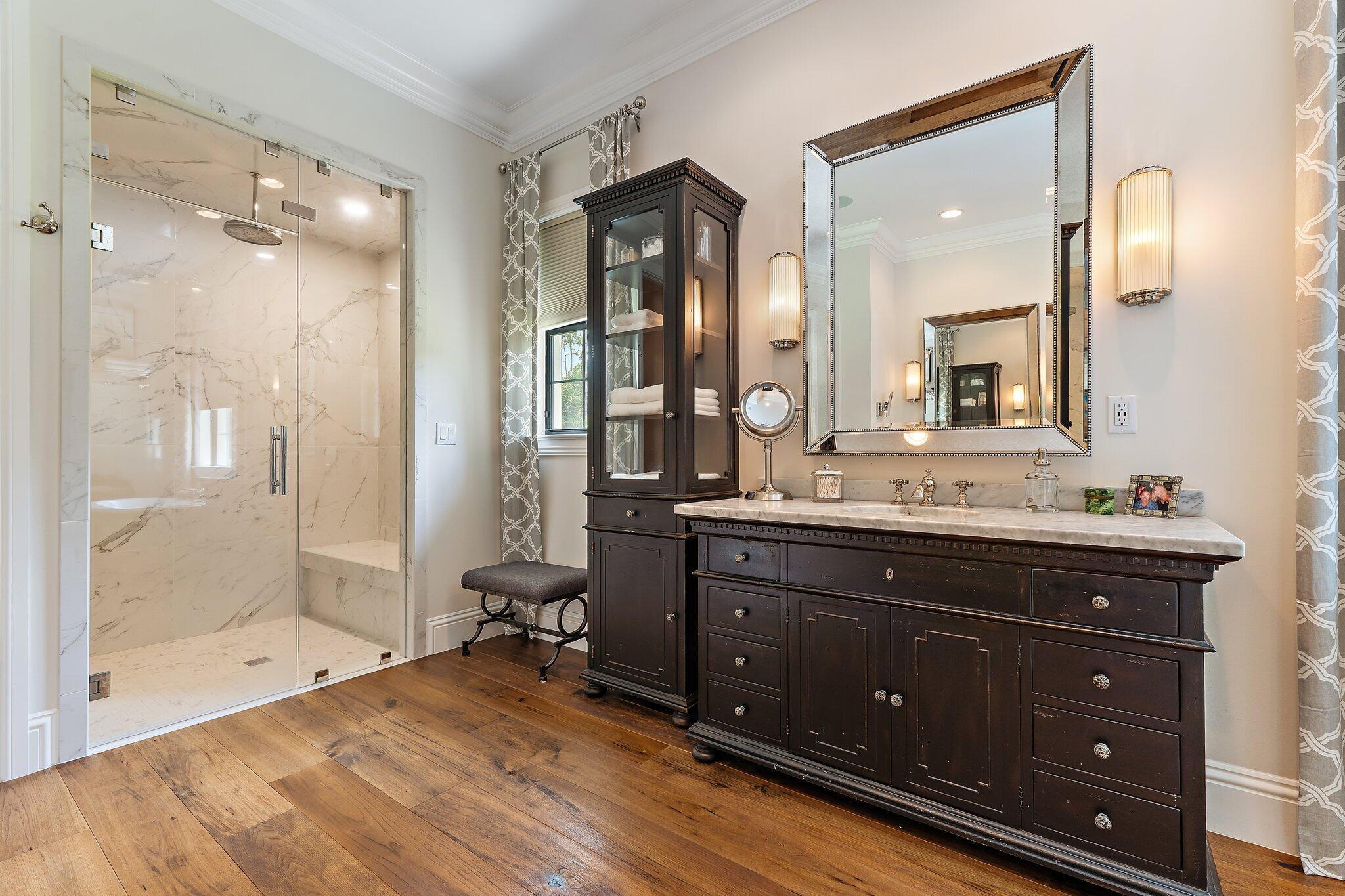 821015 Island Country - Residential