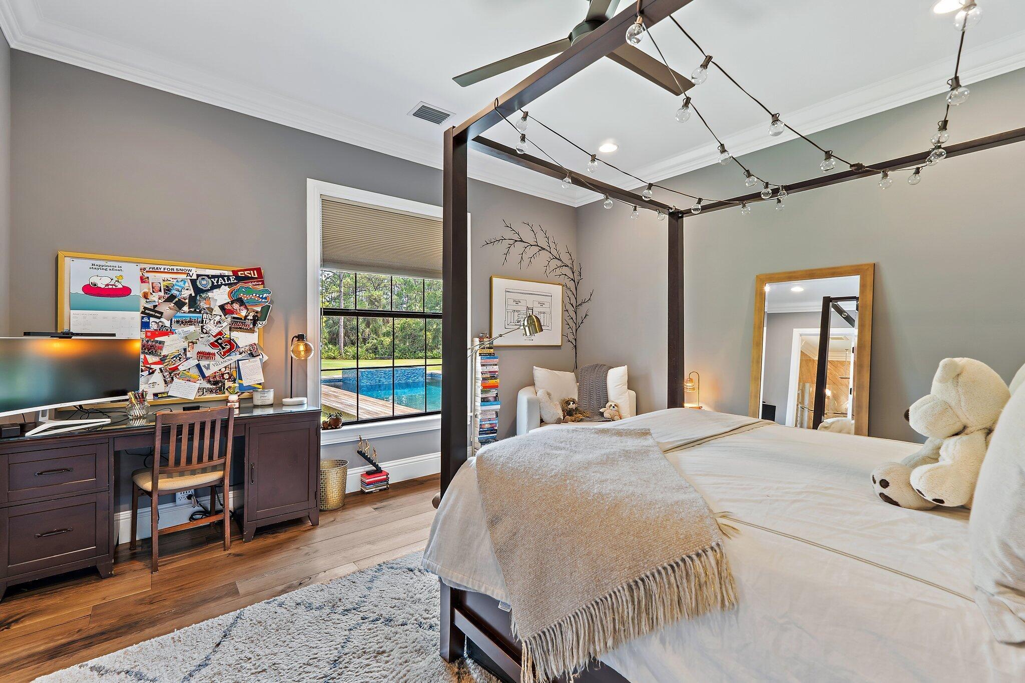 821015 Island Country - Residential