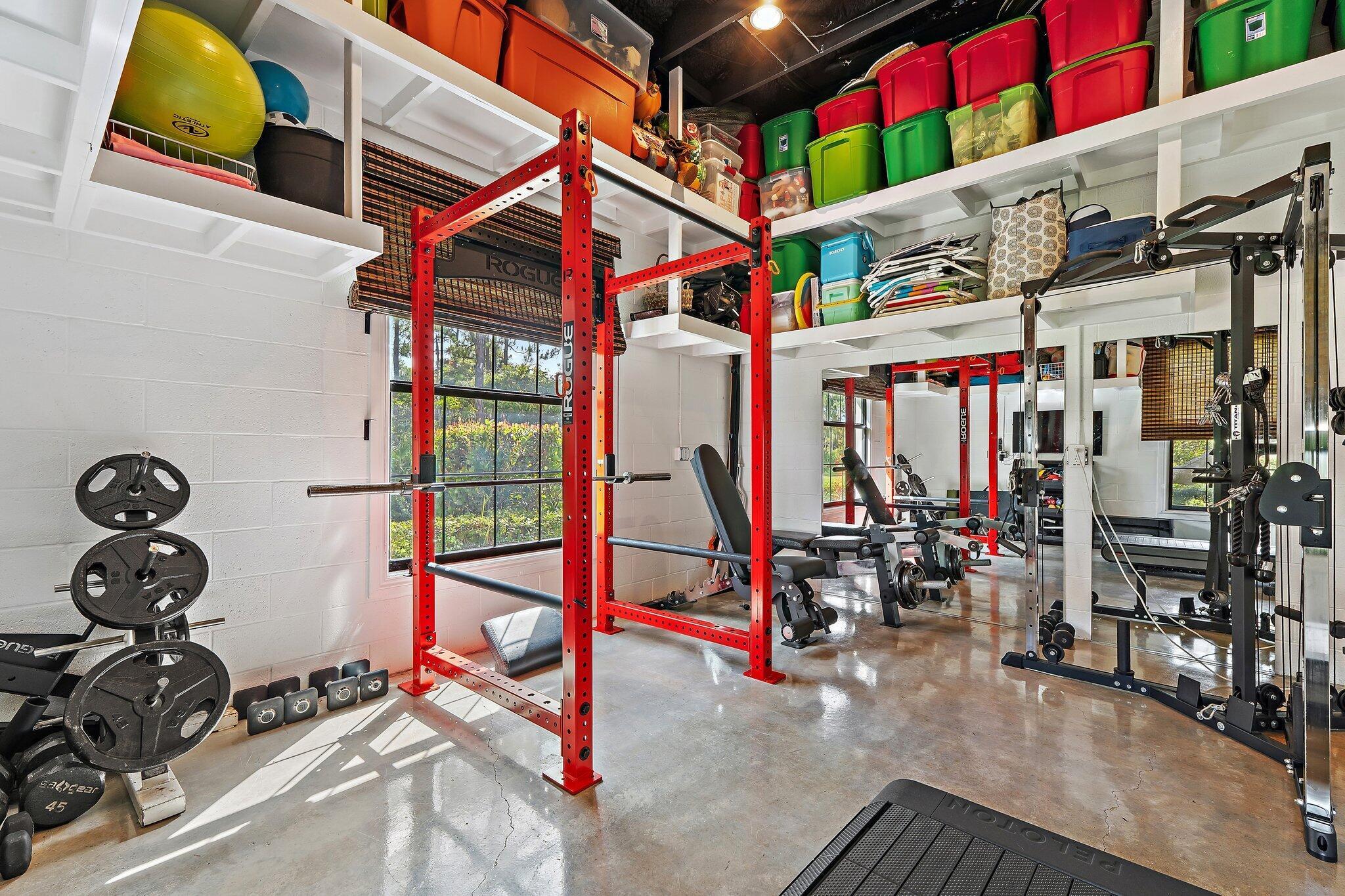 821015 Island Country - Residential