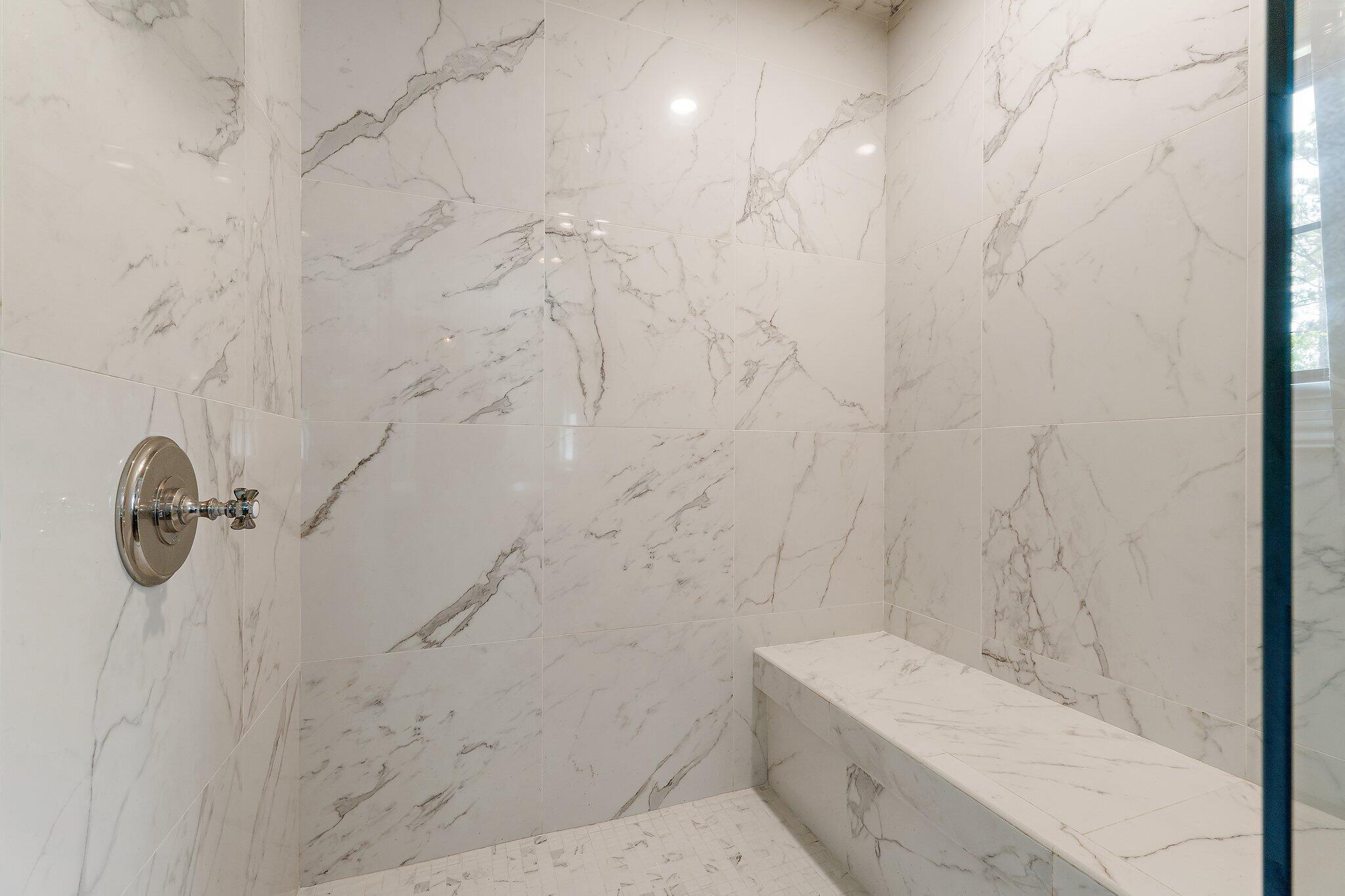 821015 Island Country - Residential