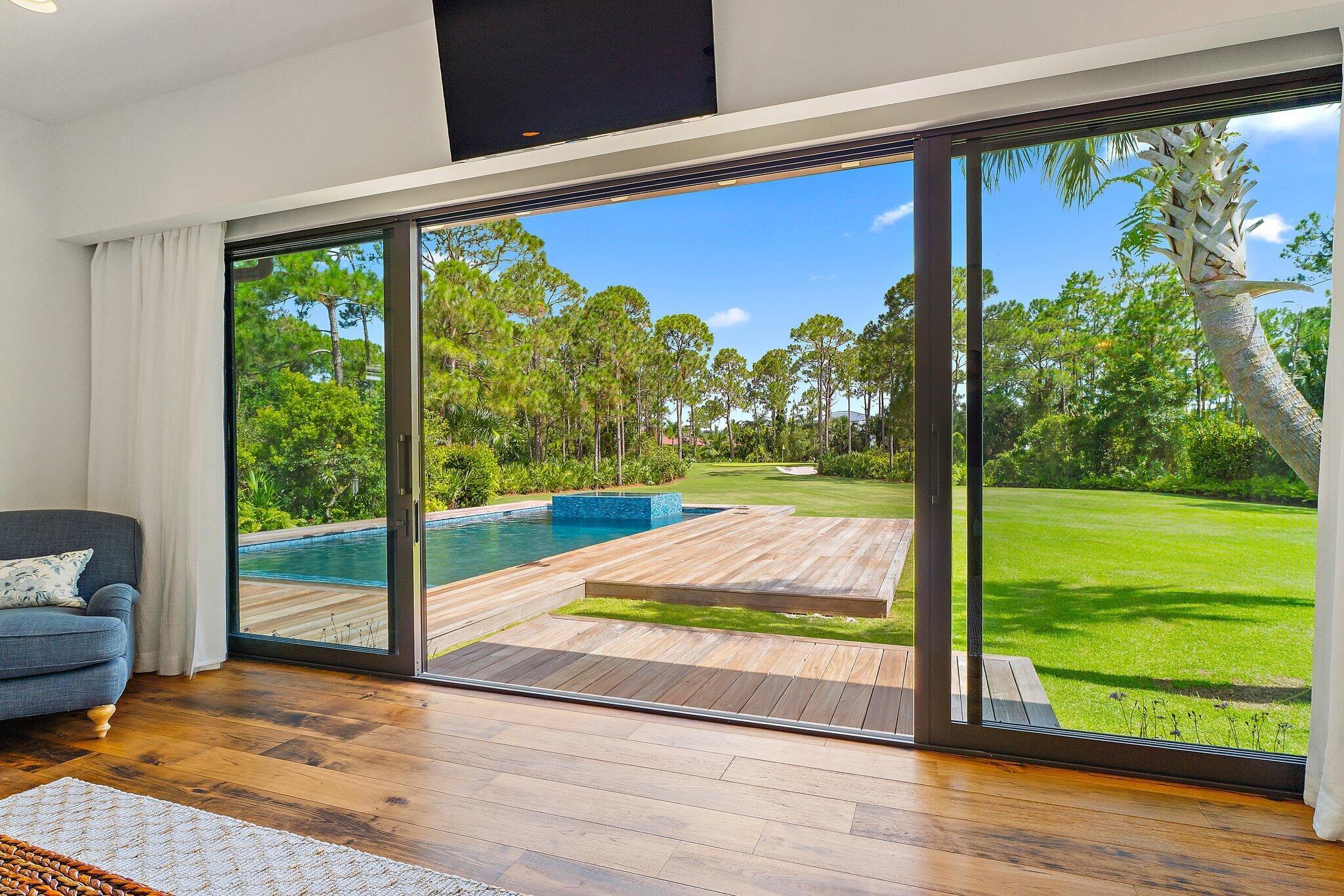 821015 Island Country - Residential