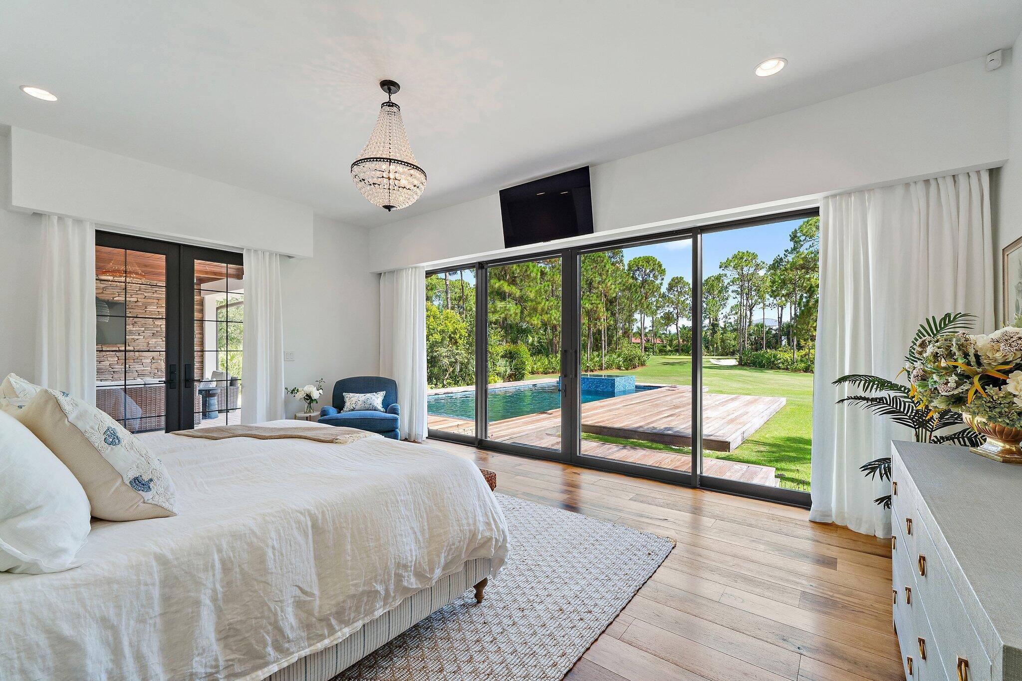 821015 Island Country - Residential