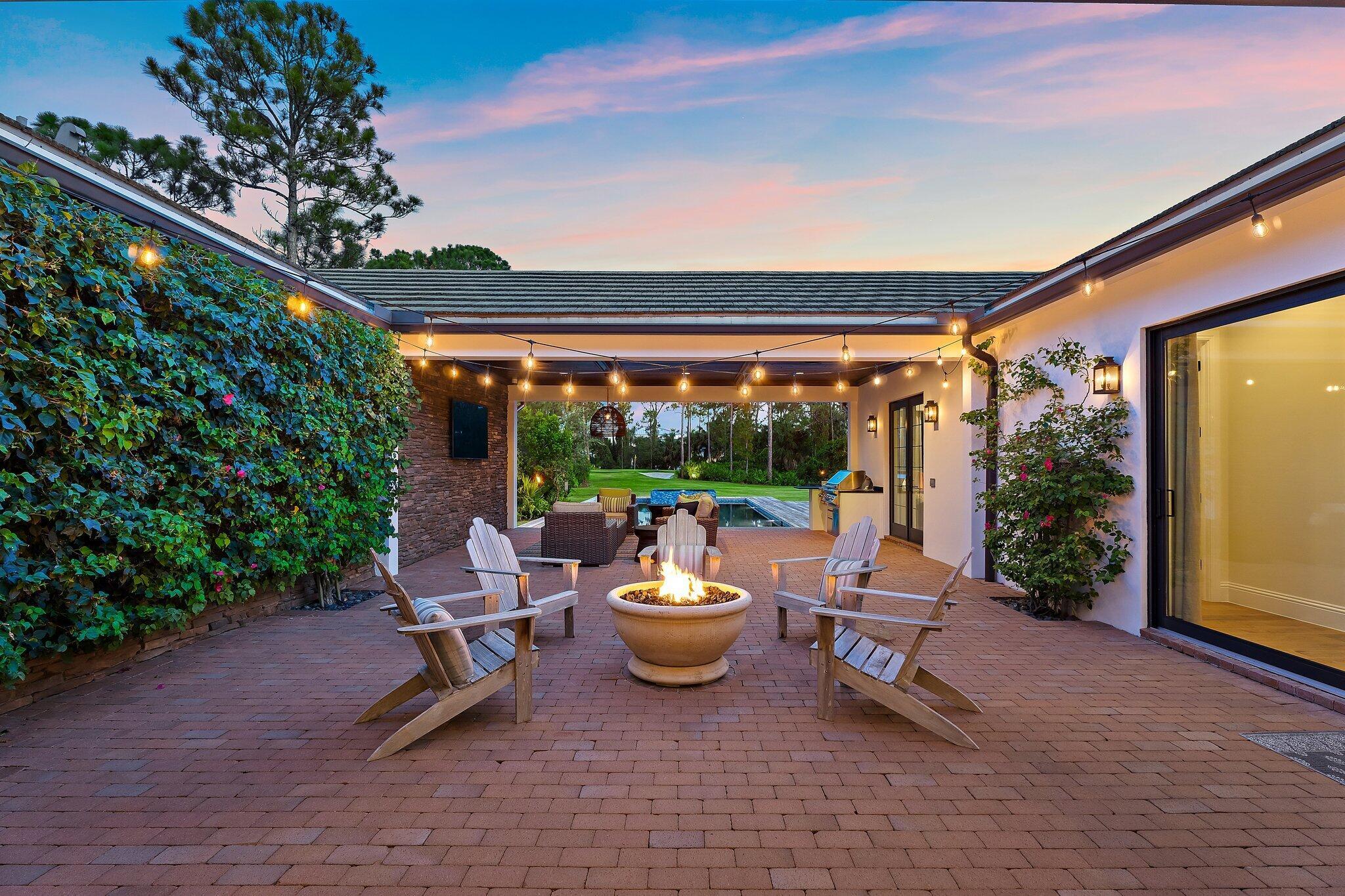 821015 Island Country - Residential