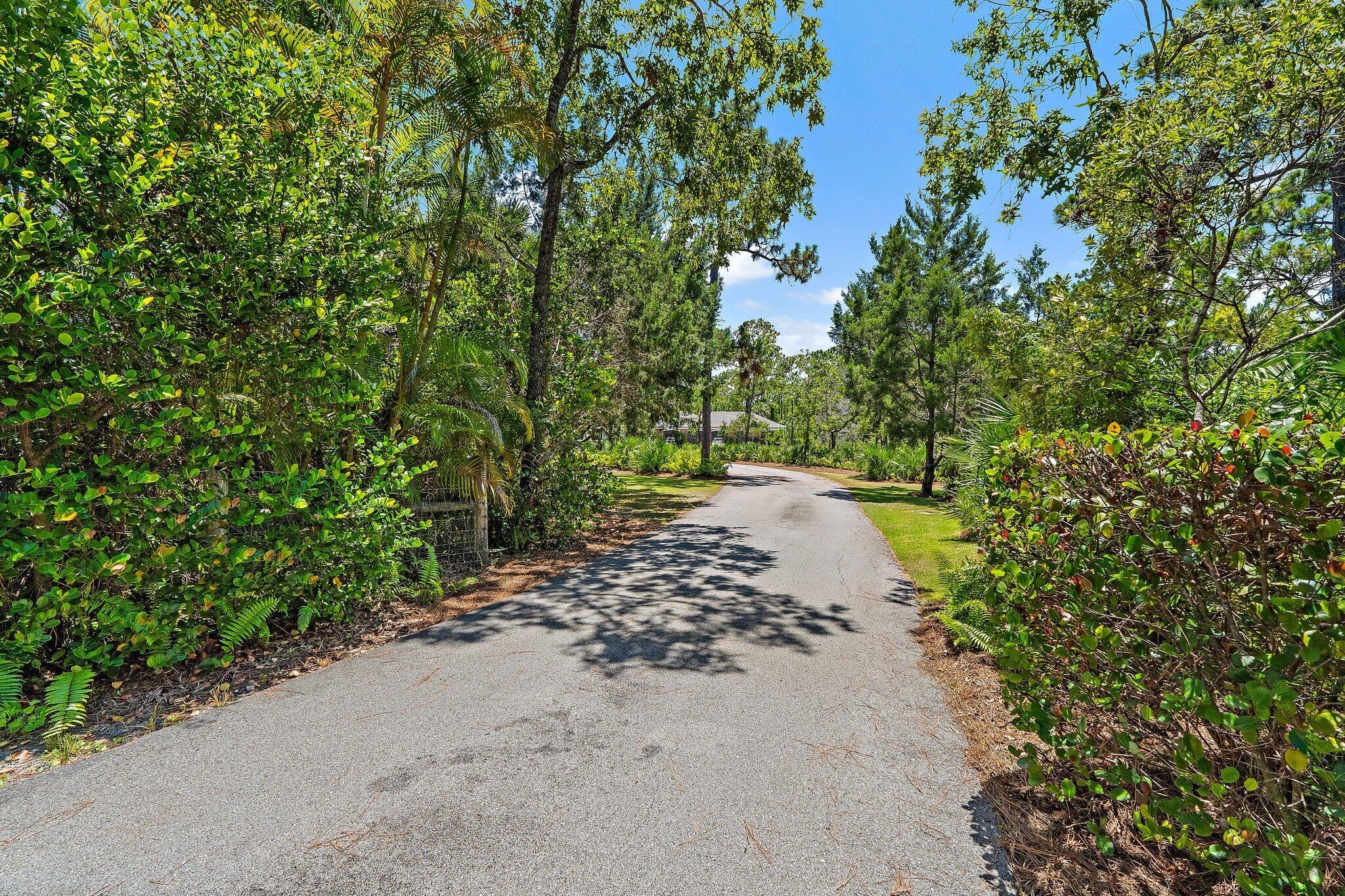 821015 Island Country - Residential