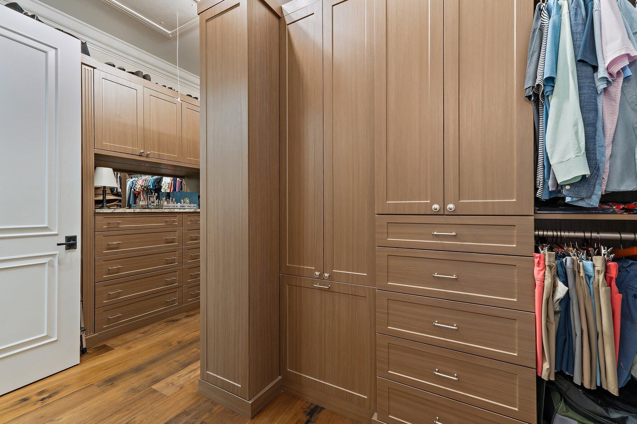 821015 Island Country - Residential