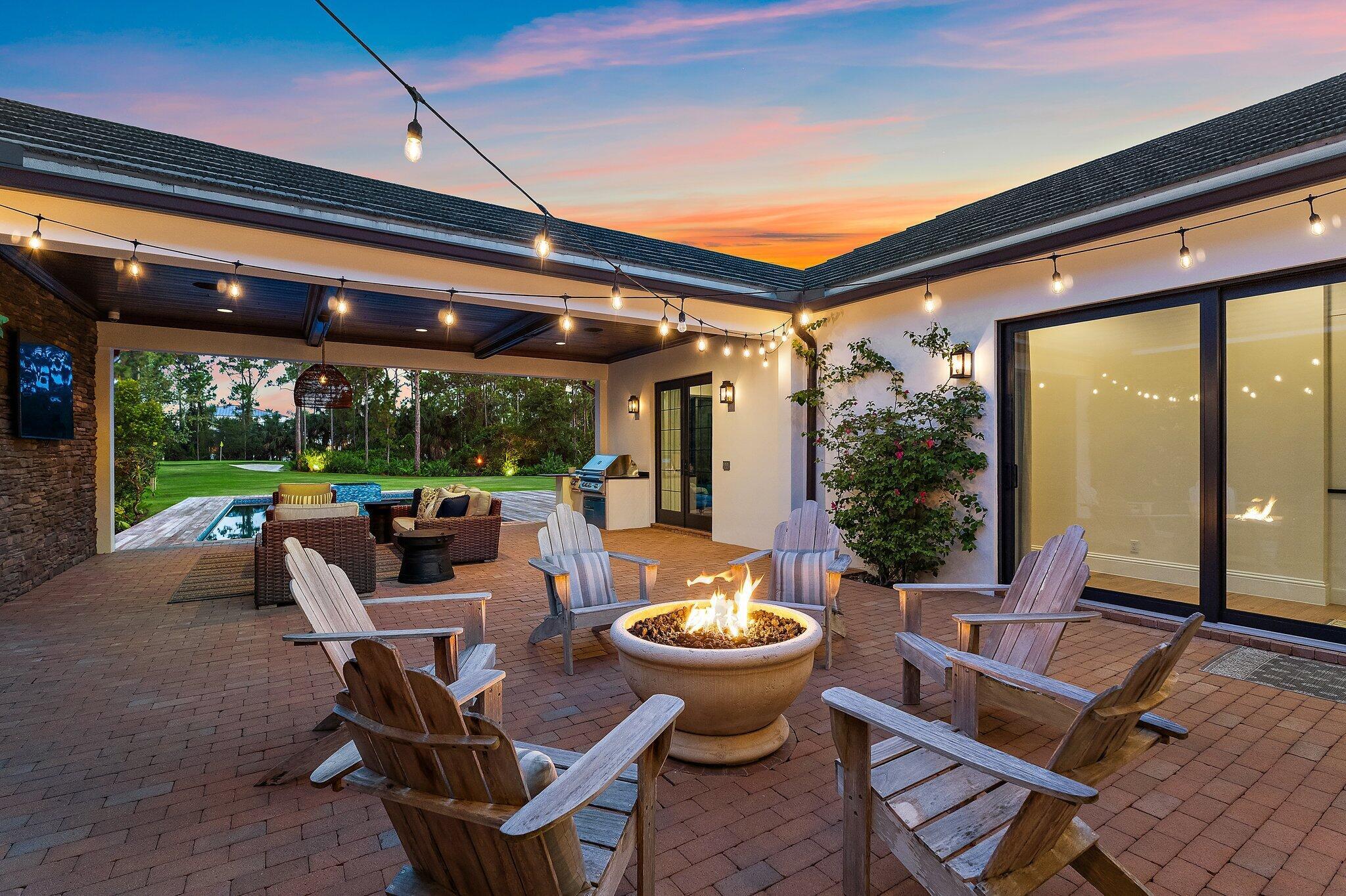 821015 Island Country - Residential