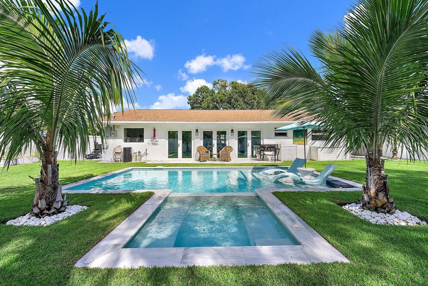 Escape the cold this winter and enjoy this beautifully furnished seasonal rental in the heart of Tequesta! This 3-bedroom home features a brand-new pool, expansive fenced yard, and elegant hardwood floors throughout. The chef's kitchen offers a Frigidaire Professional side-by-side fridge/freezer (2025), double oven, oversized island, GE appliances, and a coffee & wine bar with mini-fridge. Workout room includes Peloton bike and treadmill. All fixtures by Brizio & Moen; furnishings from Restoration Hardware, Ethan Allen & Pottery Barn. Prime location near beaches, boating, parks & great restaurants - available January 1st 2026!