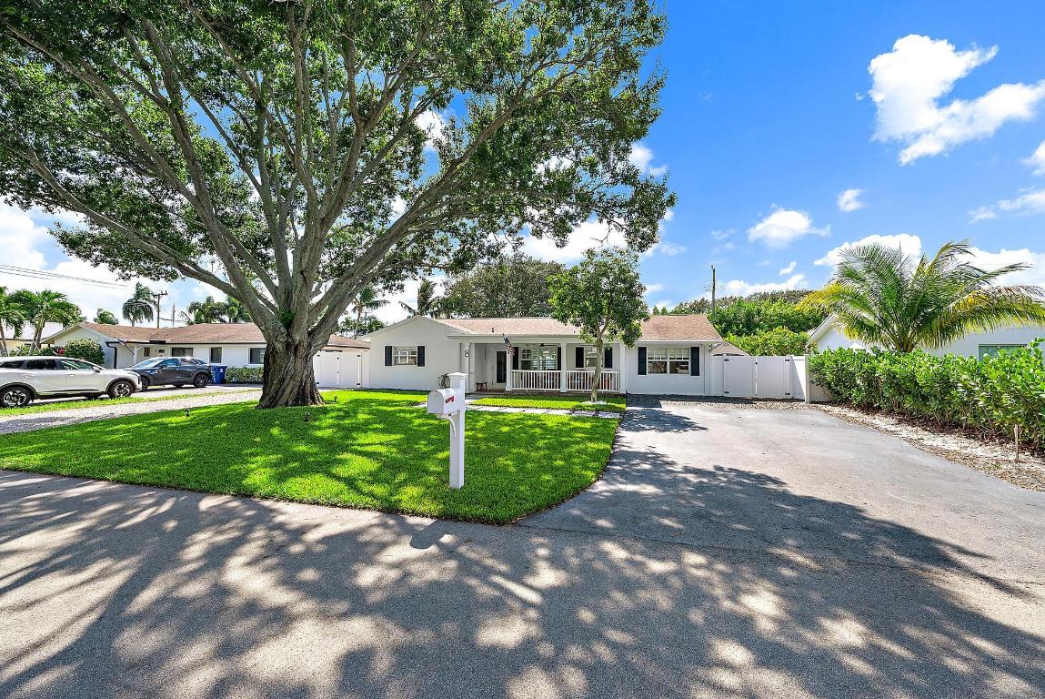 JUPITER IN THE PINES - Residential Lease