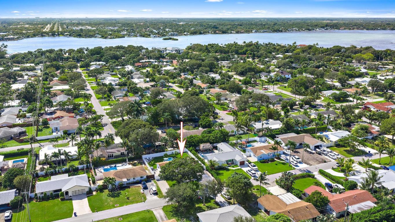 JUPITER IN THE PINES - Residential Lease