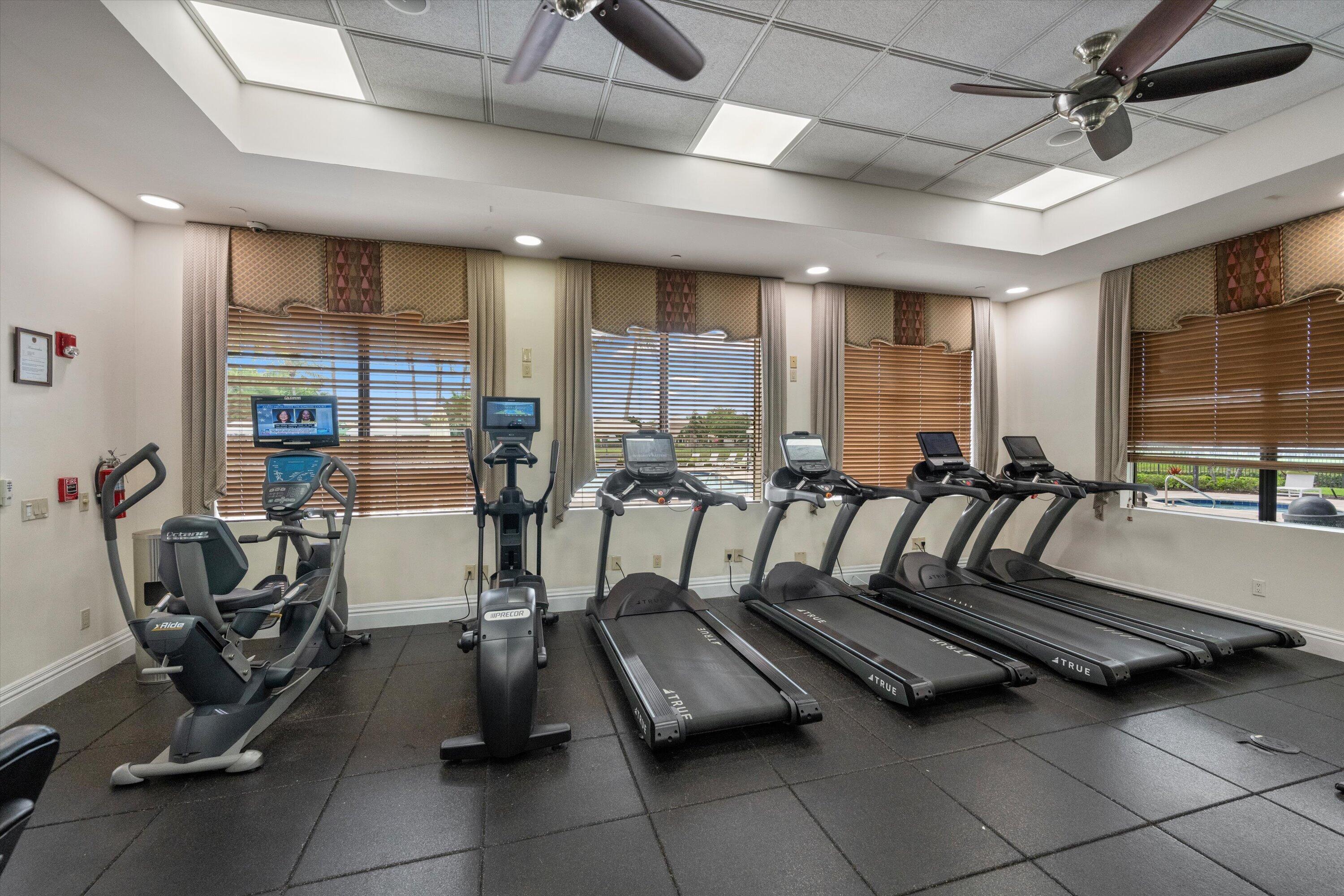 CANYON ISLES 1 - Residential