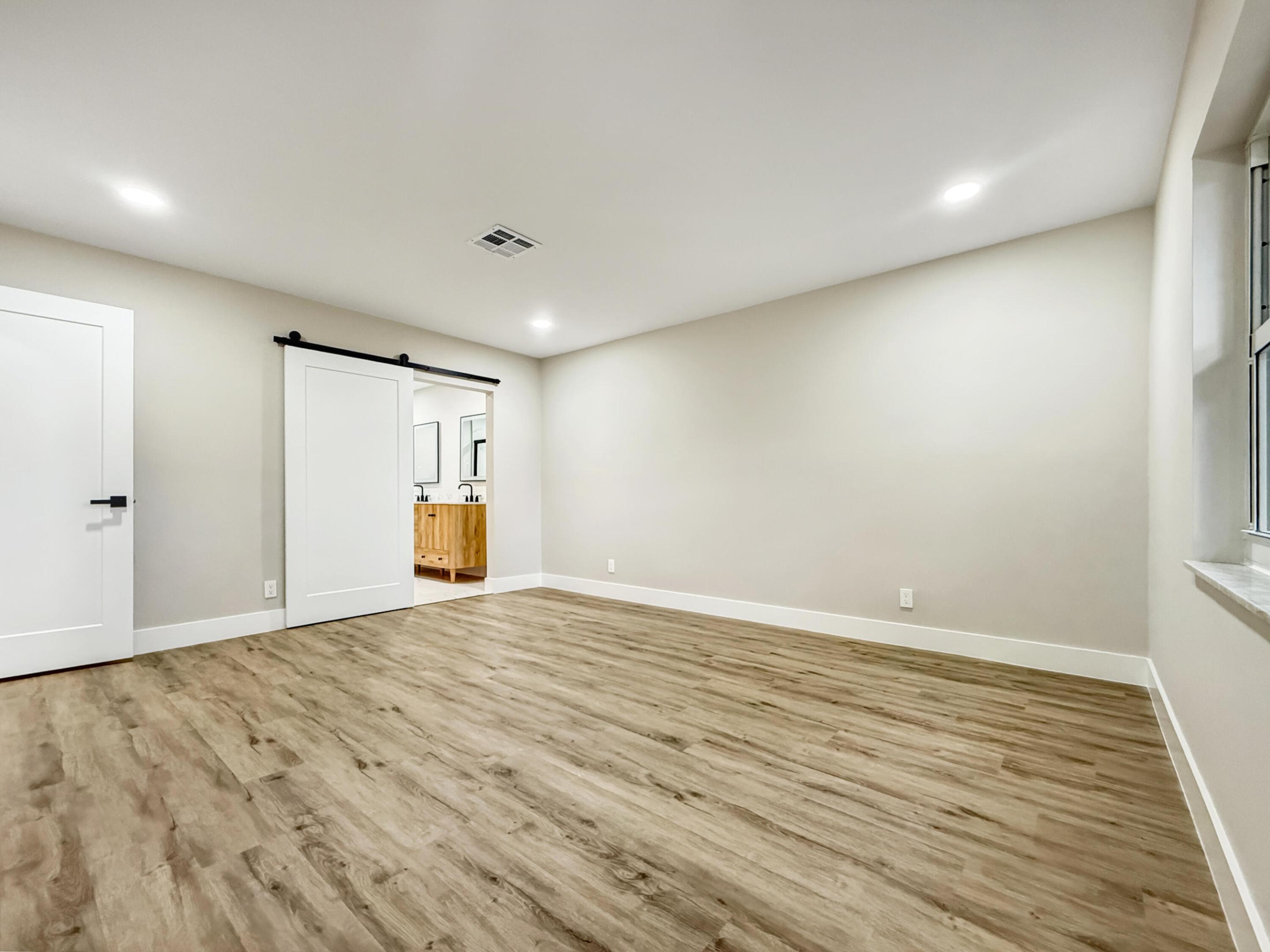 PALM GREENS AT VILLA DEL RAY CONDO I - Residential