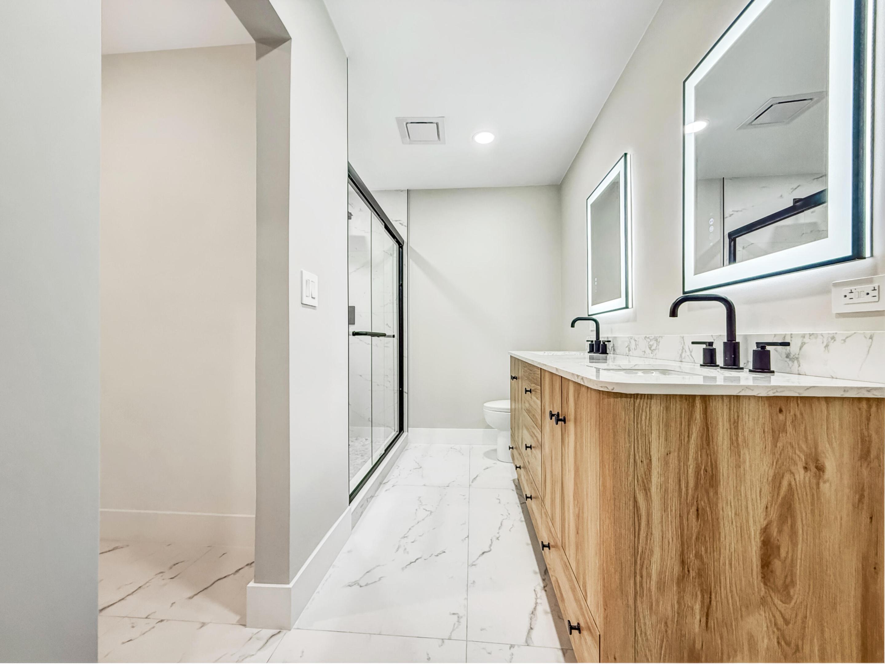 PALM GREENS AT VILLA DEL RAY CONDO I - Residential